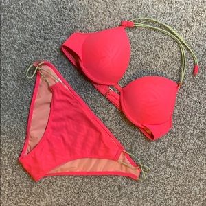 Pink Victoria’s Secret bikini